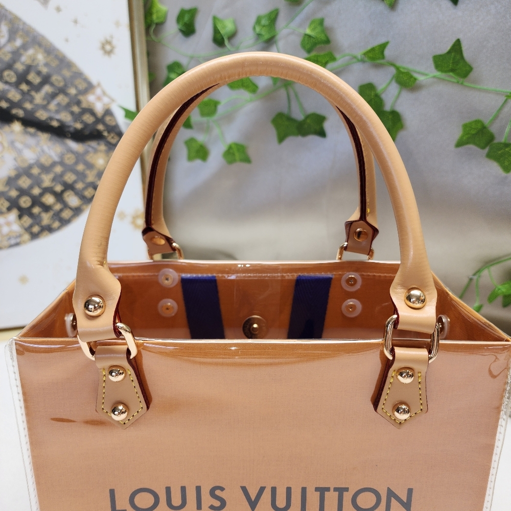 Authentic Louis Vuitton Retail Shopping Bag in A PVC Tote - Picture 6 of 9